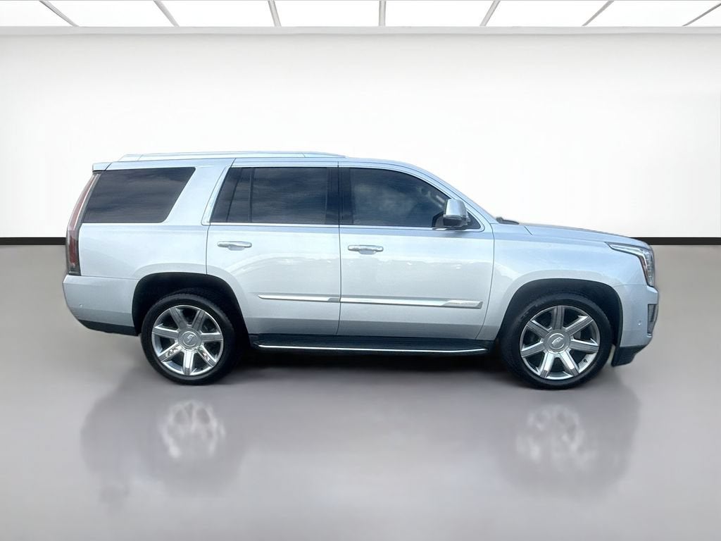 2020 Cadillac Escalade — detail view