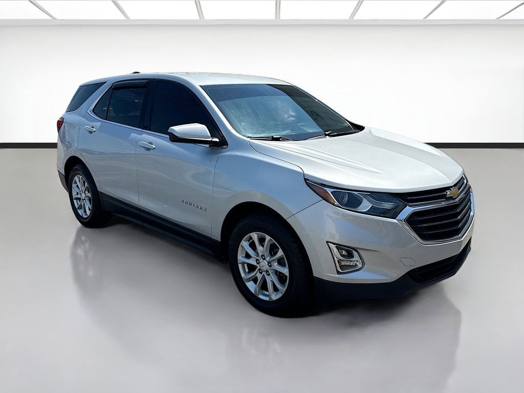 2019 Chevrolet Equinox — rear three-quarter view
