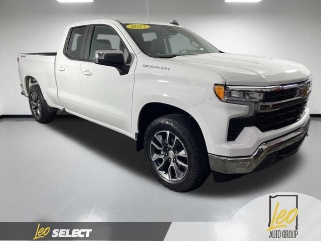 2023 Chevrolet Silverado 1500 — interior view