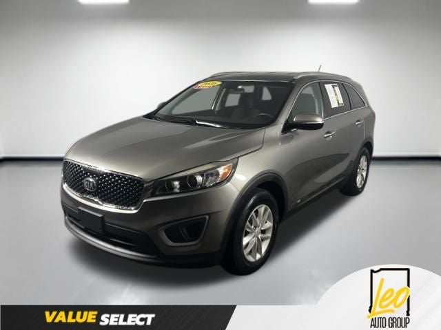 2016 Kia Sorento 3.3L LX in Titanium Silver — front three-quarter view