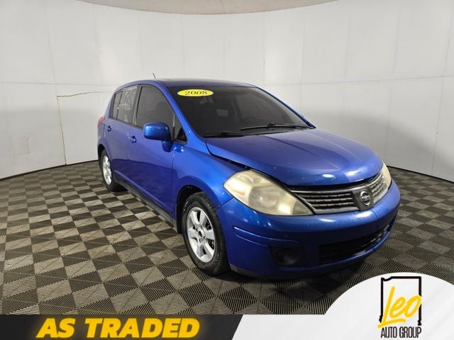 2008 Nissan Versa — interior view